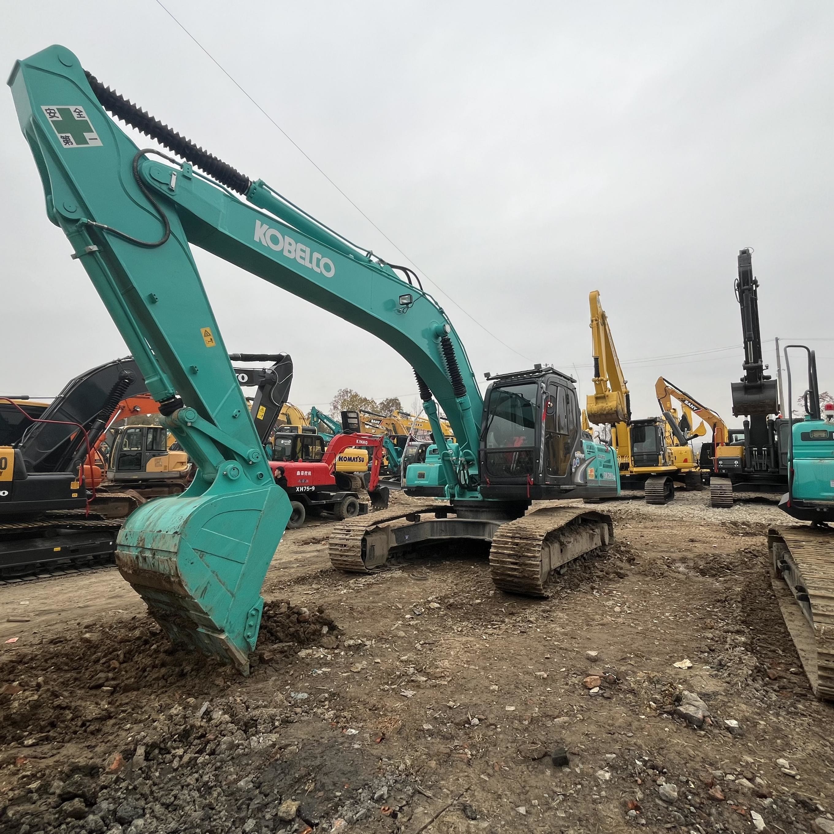 Used Kobelco Excavator SK260 Construction Machinery With 1.3m³ Bucket Capacity
