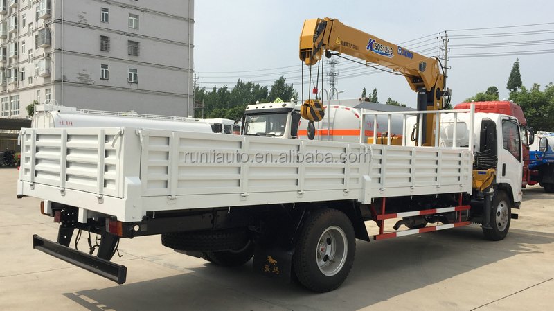 Cheaper Price 5 Tons Crane Mounted Truck ISUZU Cargo Truck for Sales