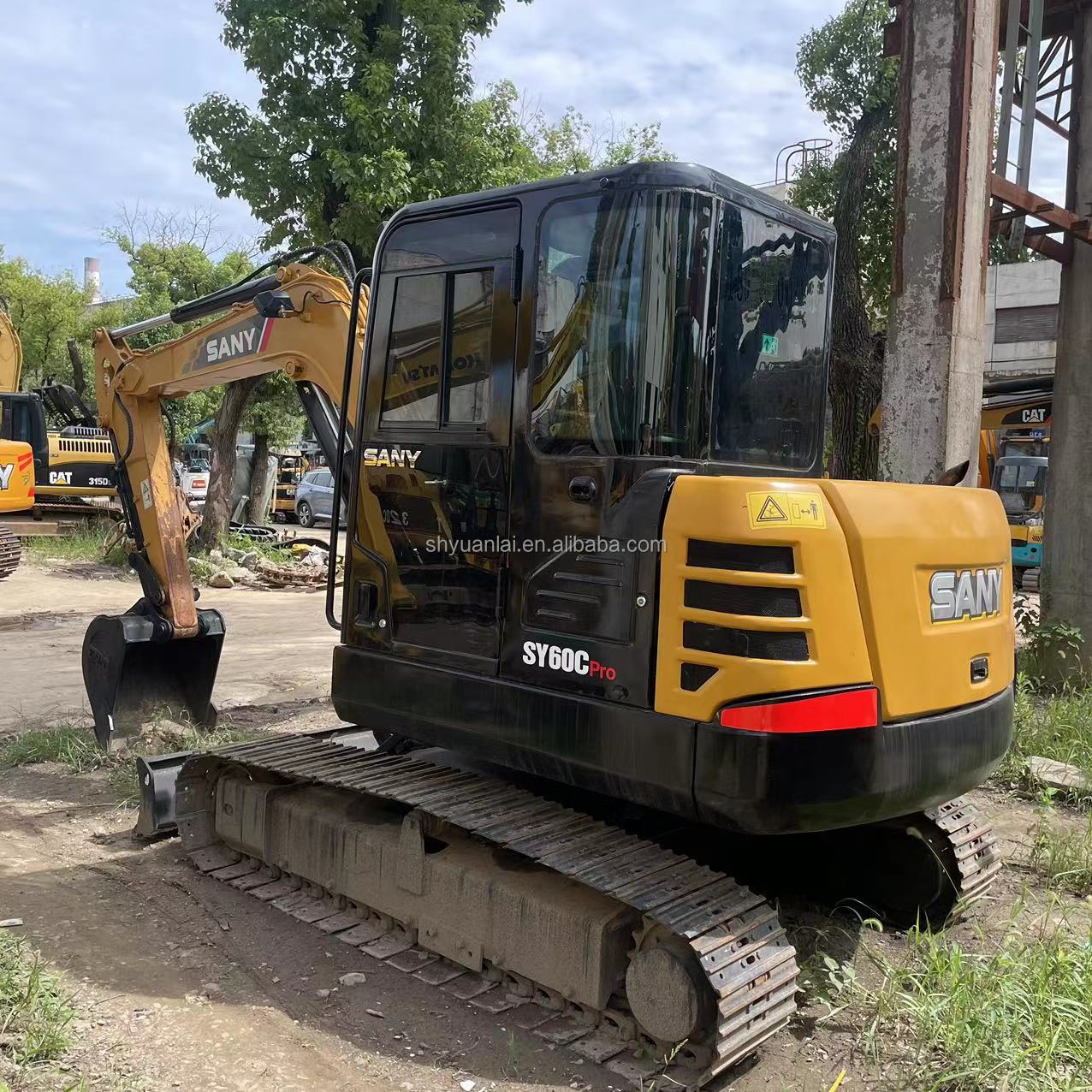 Second Hand SANY60C Pro Excavator 6T Operating Weight Good Condition For Big Projects