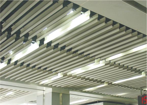Decorating Metal Suspended Aluminum Ceiling Waved shaped 0.7mm For office