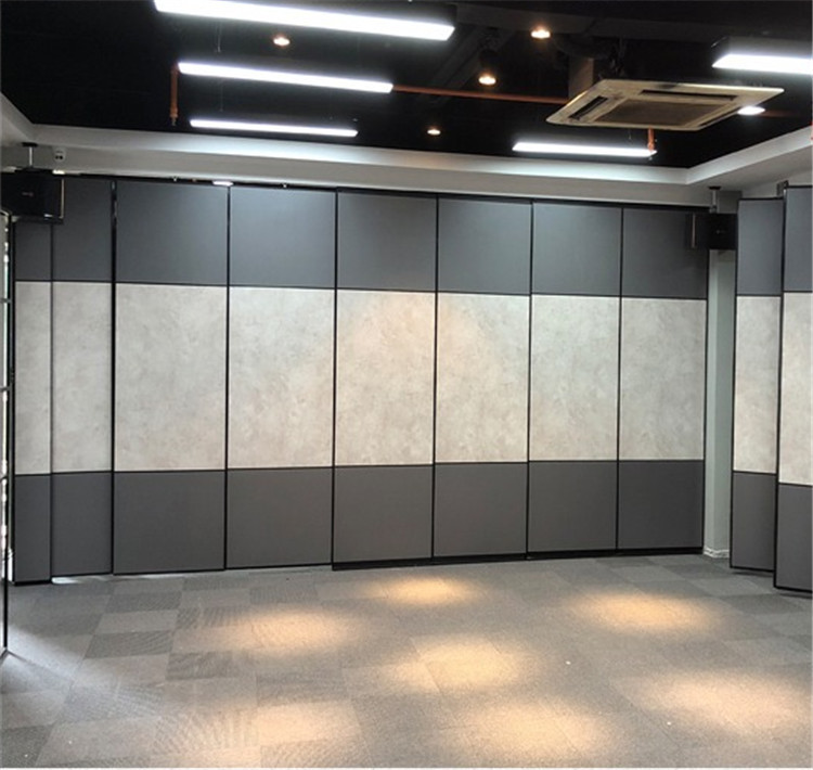 Movable Sliding Door Foldable Wooden Sound Proof Partition Wall For Hotel
