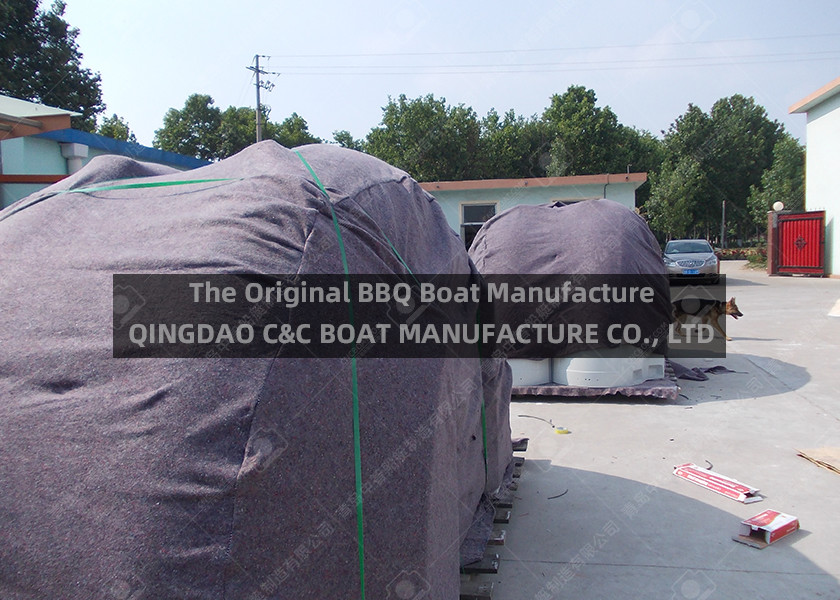 12 adults Pure Solar Power Fiberglass Barbecue Boat