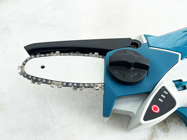 Lithium Battery Brushless Handheld Mini Chainsaw 4 Inch Rechargeable Chainsaw