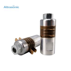China 50kHz 600w Ultrasonic Welding Transducer With M18 Joint Bolt on sale