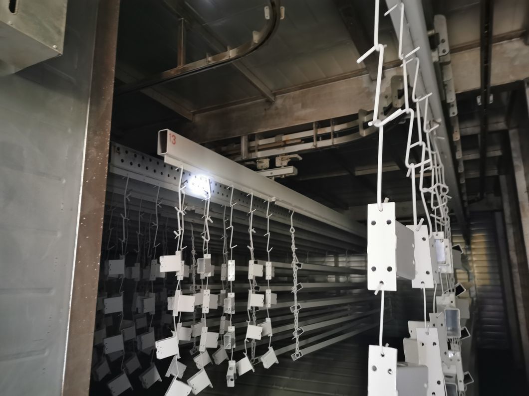 Top Powder Coating Line with Conveyor System Equipment for Structural Parts