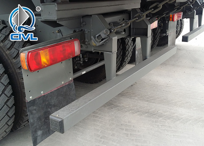 SINOTRUCK HOWO A7 DUMP TRUCK 6 x 4 A7-W low floor board long cab with one sleeper, with air conditioner