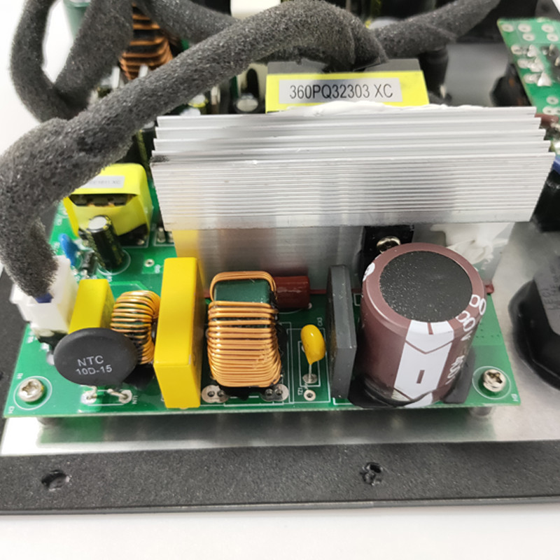 500 Watts RMS Class D Plate Amplifier For Subwoofer Enclosures with Frequency Selection