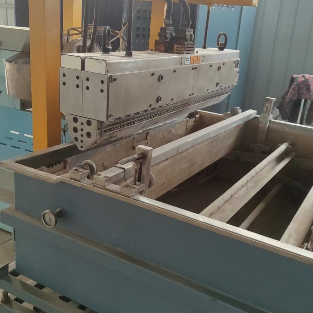 Second Hand PP Woven Bag Machine Flat Yarn Extruder Machine With Pin Roller Fibrillator