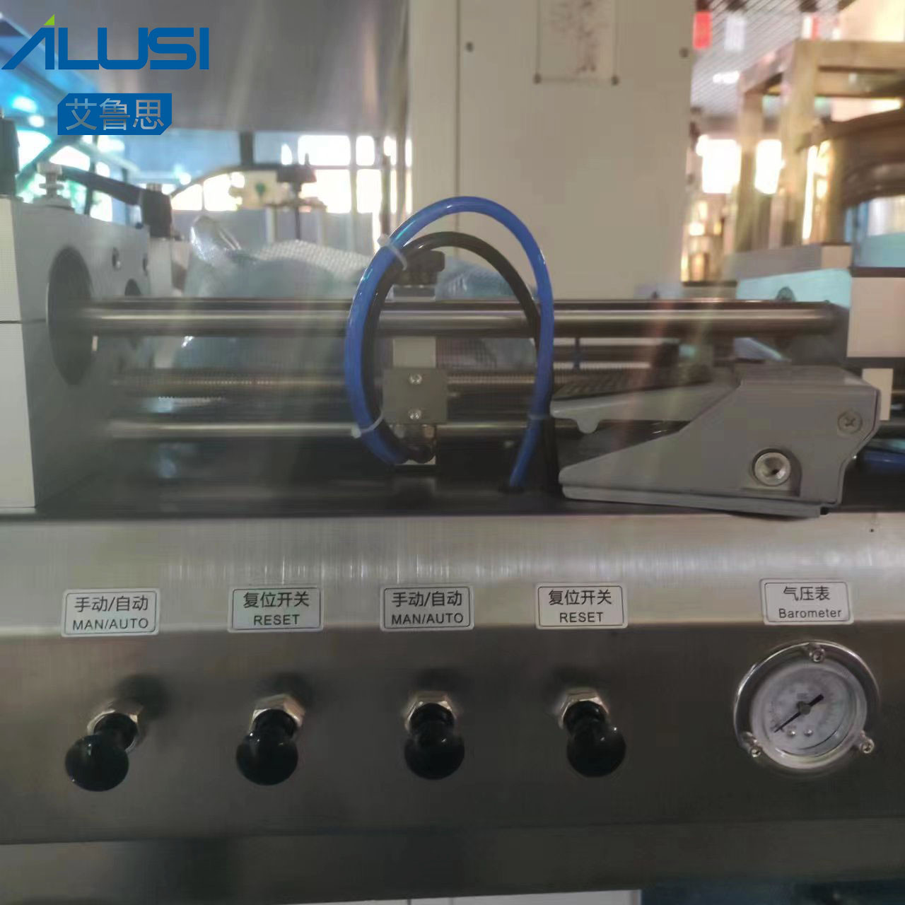 SUS 304 Double Nozzle Piston Filler Semi Automatic Paste Dispenser For Oil Cream