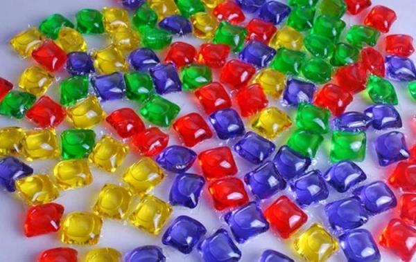 2 Color Capsule Packing Machine Automatic PVA Water Soluble Film Laundry Pod