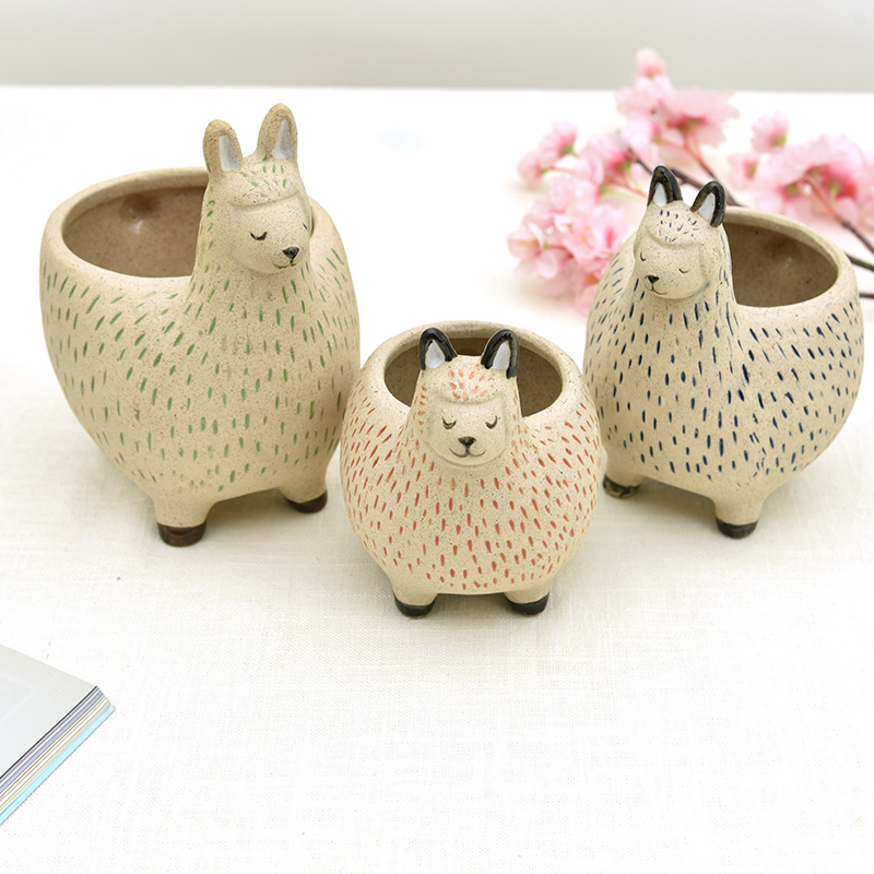 Unique Alpaca Lama Flower Succulent Pot in Pottery Clay Ceramic Wholesale Hot Sale Lovely Instagram 3D Flower/succulent Pots