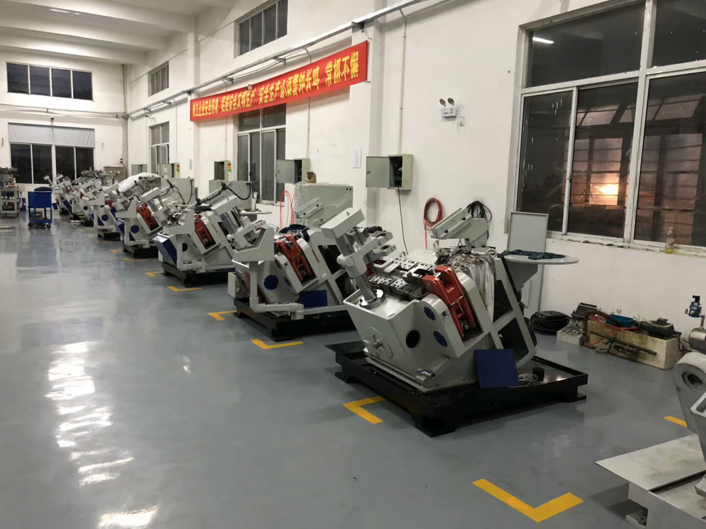 Self-Drilling Screw Making Machine for Self-drilling Screw Production, Tainwanese Type, Self-drilling Screw