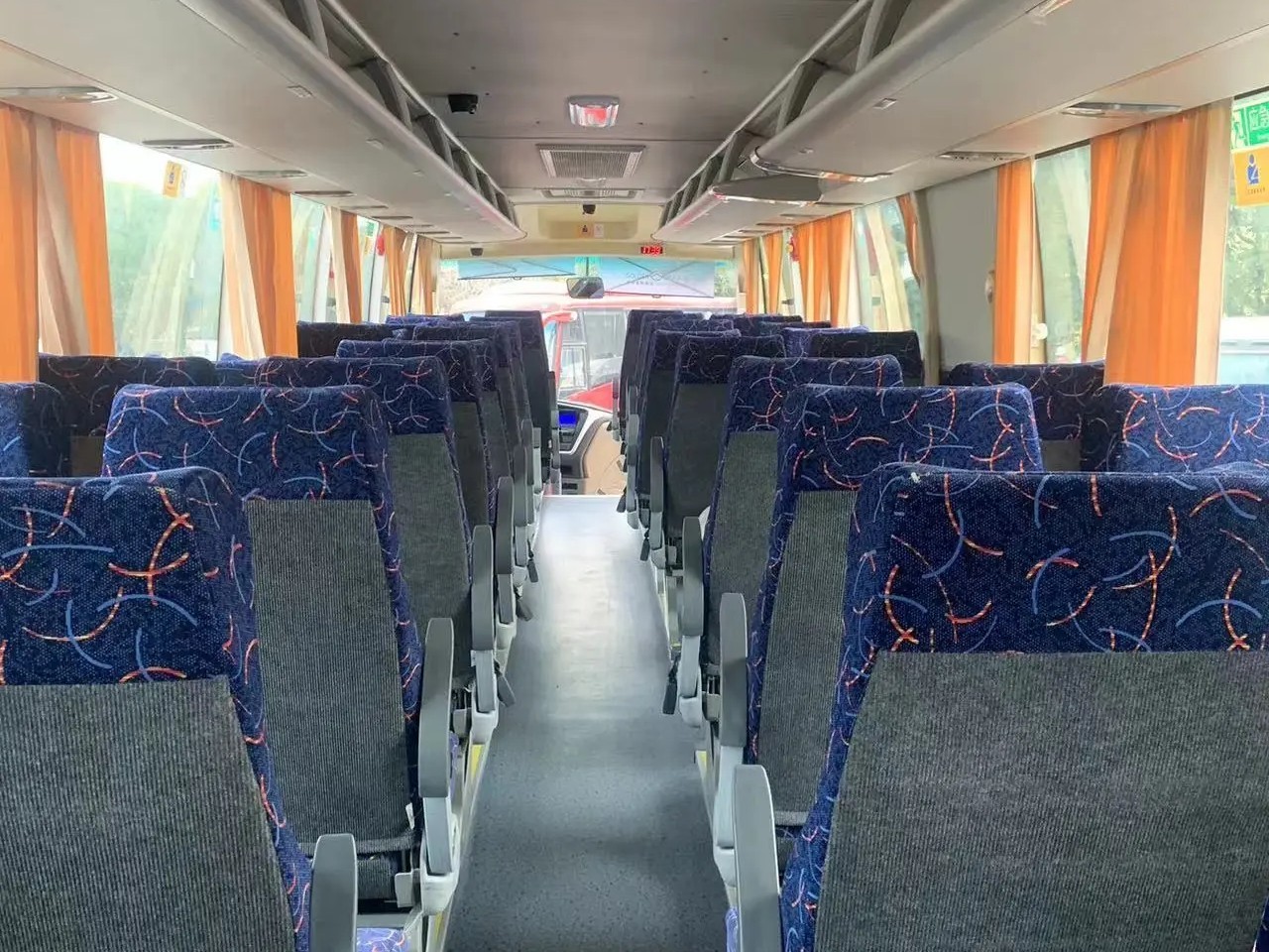 Used Coach Bus 90% New 48 Seats 2nd Hand Drive Golden Dragon XML6112 Weichai Engine 100km/ H