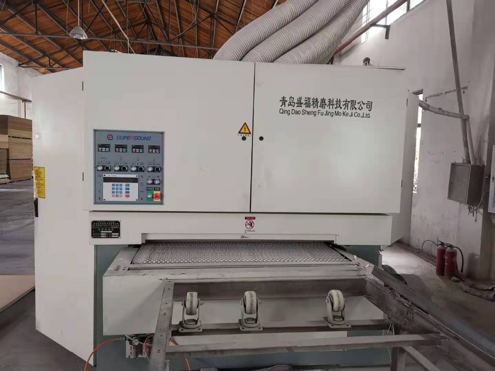 ISO14001 Deep Embossed E0 Uv Coating MDF Wall Panels