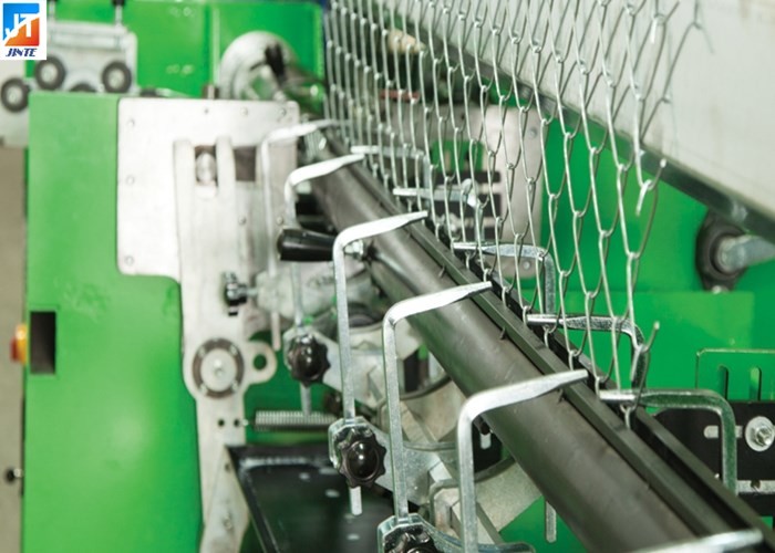 Galvanized Hurricane 5.5Kw Diamond Mesh Making Machine
