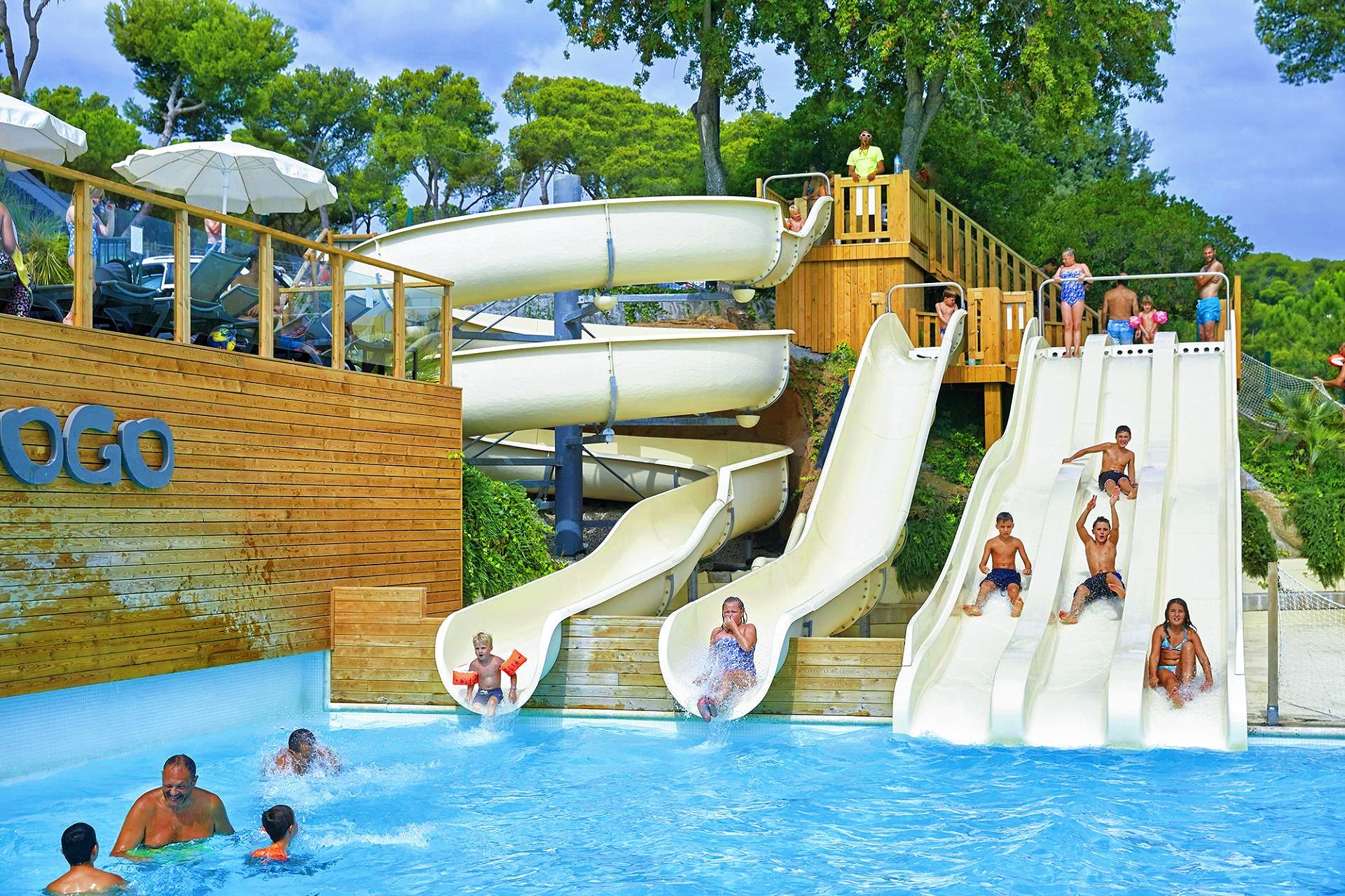 Commercial Swimming Pool Water Games Equipment Fiberglass Slide For Adults