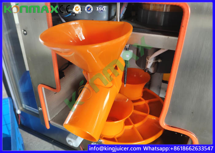 Ozone Sterilazation Fruit Juice Vending Machine , Juice Vending Machine