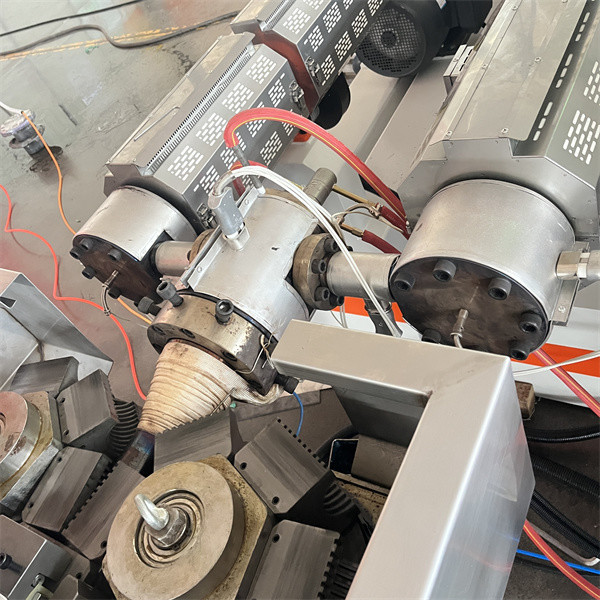 High Speed 50-160mm Double Wall Corrugated Pipe Machine / Plastic HDPE DWC Pipe Machine