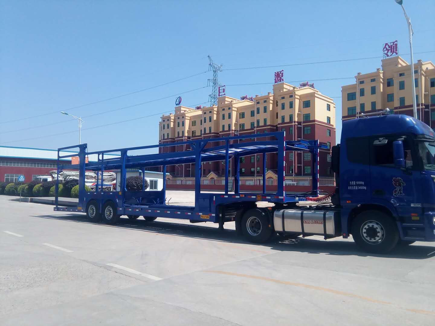 3 Axles Car Carrier Semi Trailer with Steel Material and 40000KG Payload