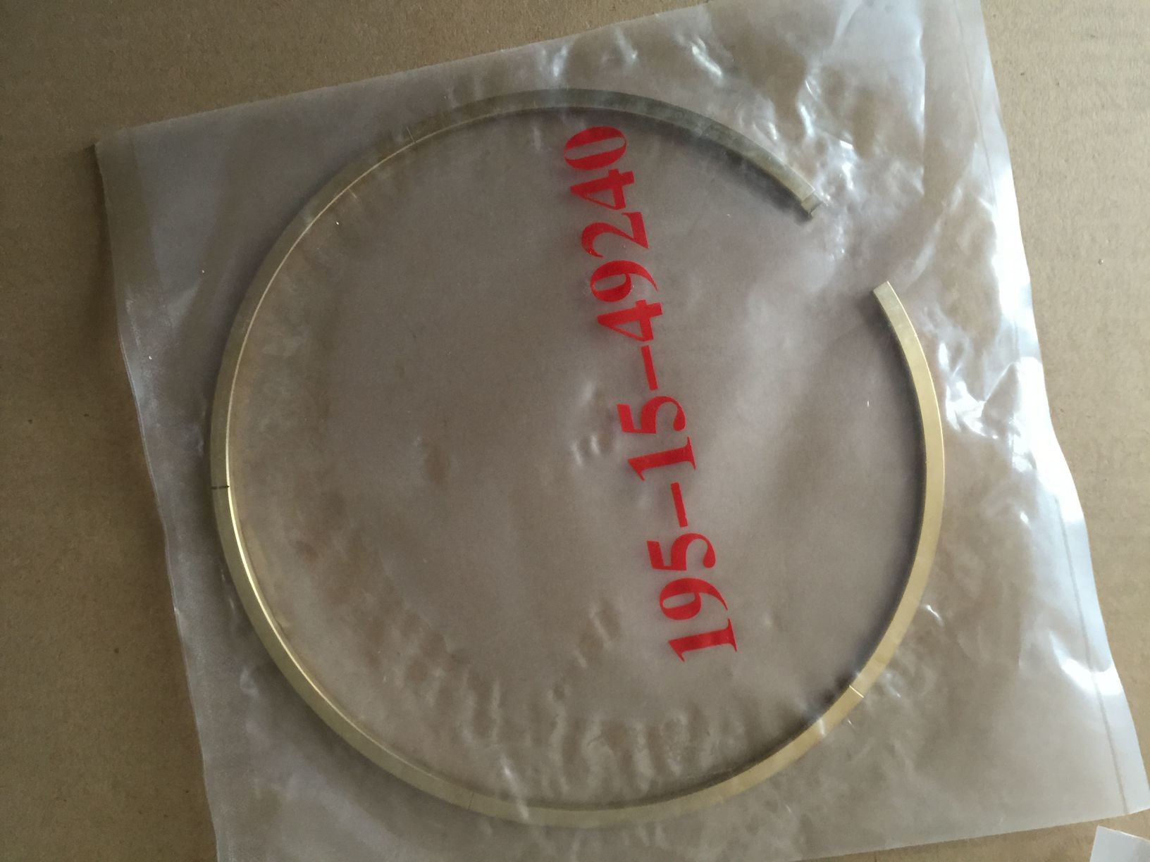 part No. : 195-15-49240 RING,SEAL use for komatsu D85-21 D375-6WA800 WA900 TRANSMISSION¤ GEAR AND SHAFT