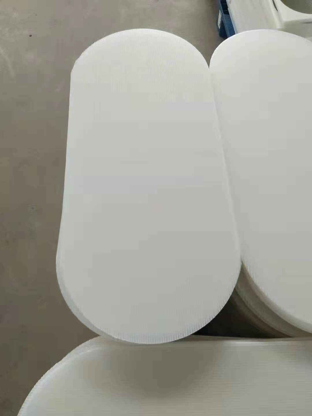 Customized Plastic Corrugated Sheet Lightweight 2mm - 12mm Corrugated Plastic Panels