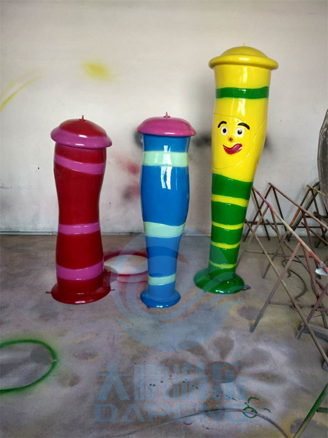 Adventure Park Rain Splash Pad Toys Fiberglass Column Fountain Spray Set