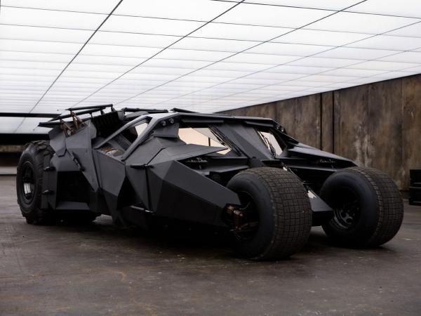 artificial statue movie props batman's car as decoration statue in shop/ mall