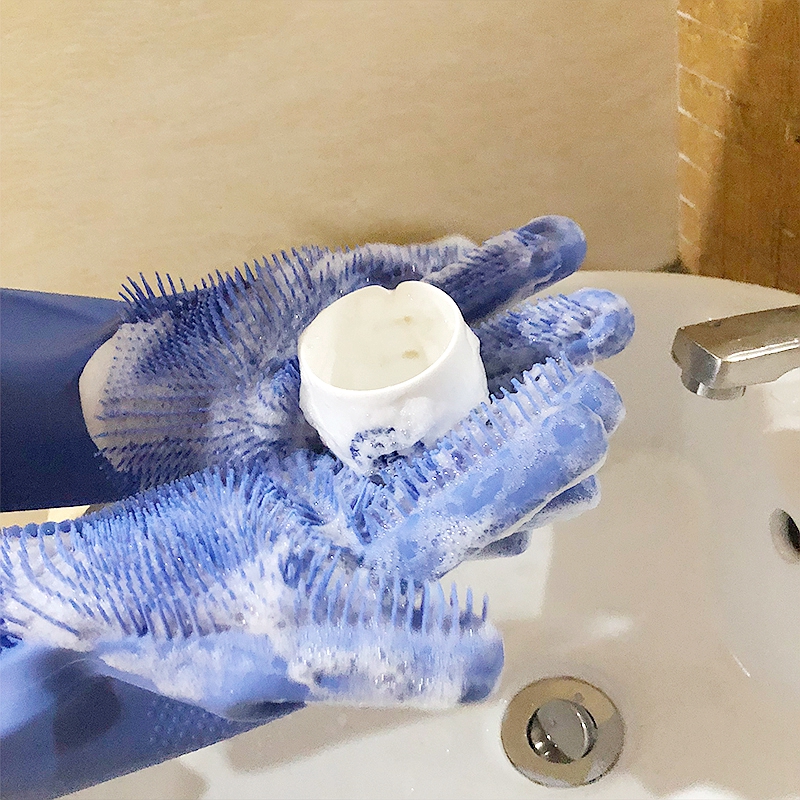Magic Reusable Heat Resistant Silicone Gloves with Wash Scrubber for Cleaning Household Dish Washing Washing the Car