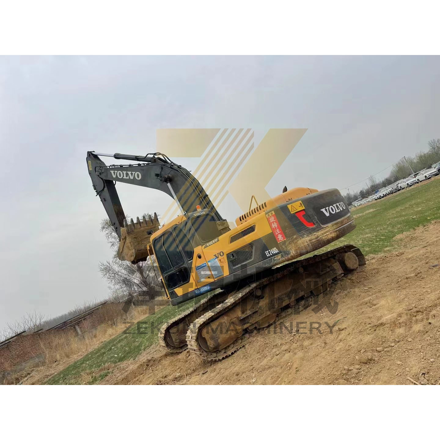 2019 Volvo EC240 240 Crawler Excavator Digger 130 KW in Good Condition