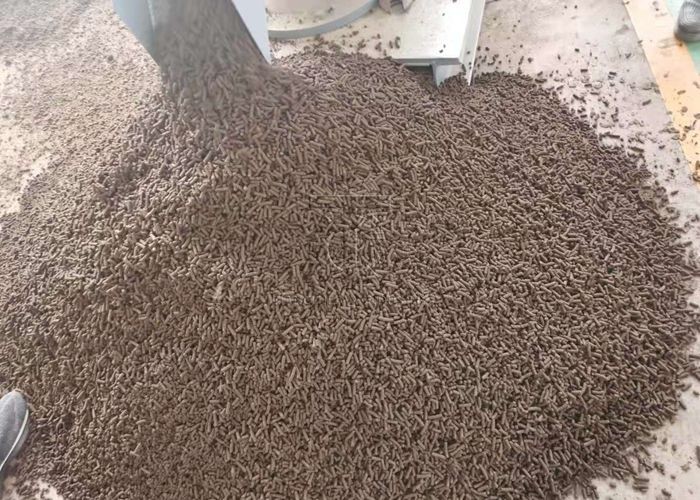 Animal Feed Flat Die Granulator Organic Fertilizer Granulator 3-50mm