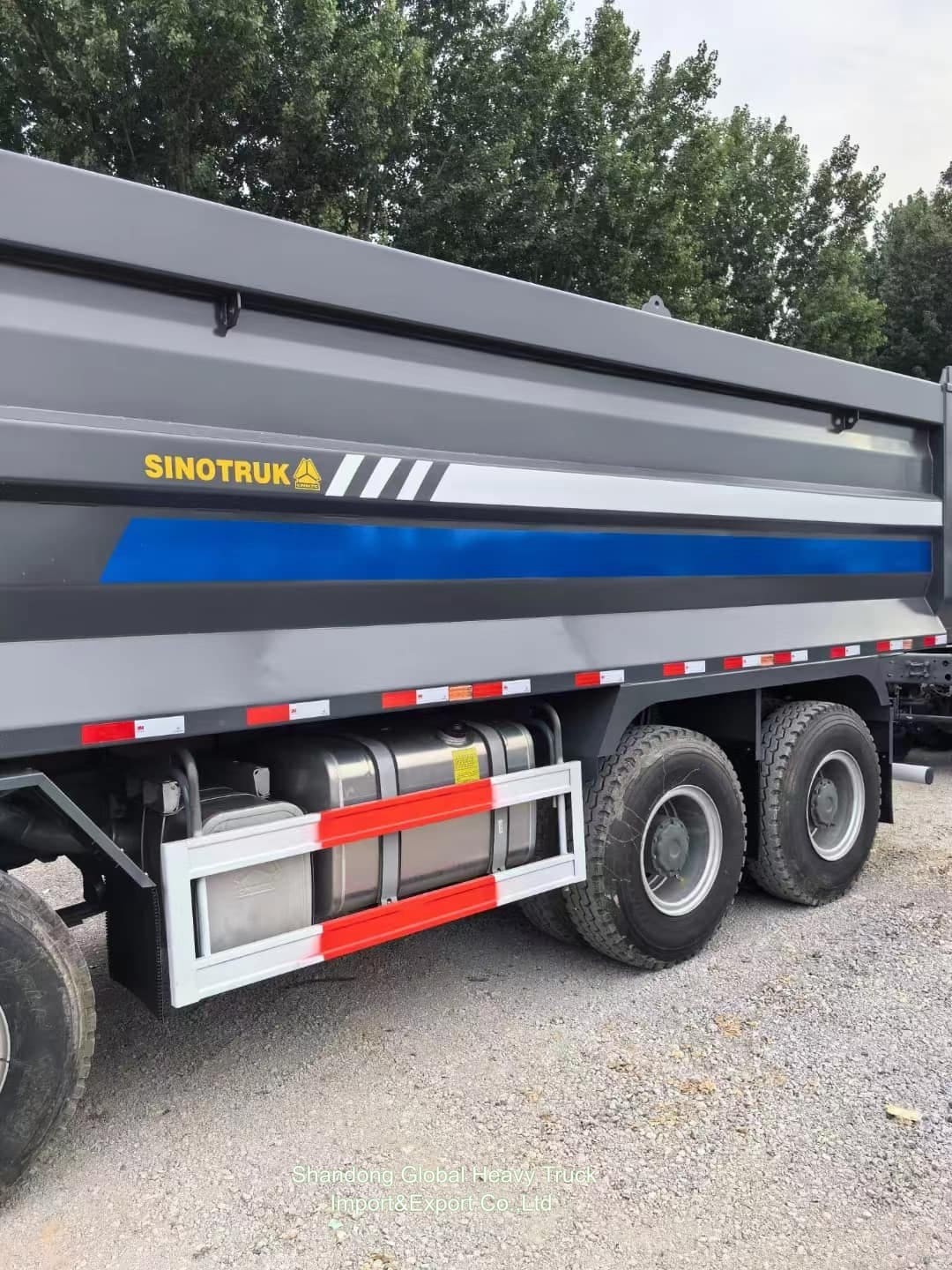 Sinotruck HOWO 6X6 8X4 6X4 10 Wheels 12 Wheels Tipper Truck Dumping Truck Tipper Truck