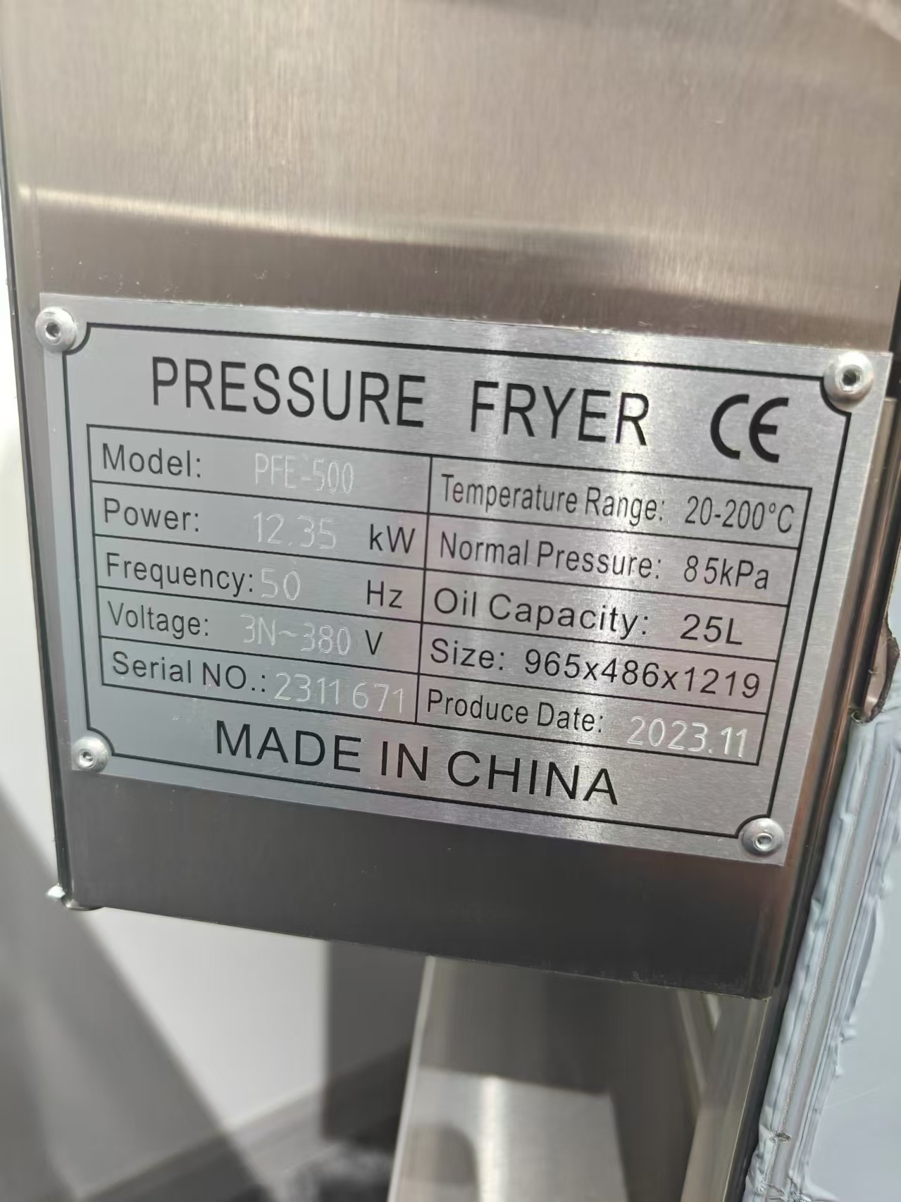 Electric 4HD Commercial Mechanical Panel Chicken Pressure Fryer With Auto Filtration