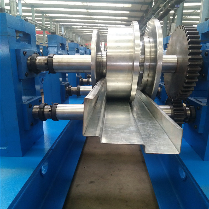 High Pressure Punching Metal Shutter Door Roll Forming Machine Approved CE