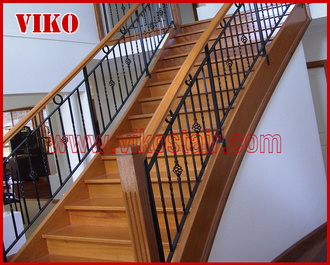 Wrought Iron Staircase VK111S Wrought Iron Handrail Tread Beech,Railing tempered glass, Handrail b eech Stringer,carbon