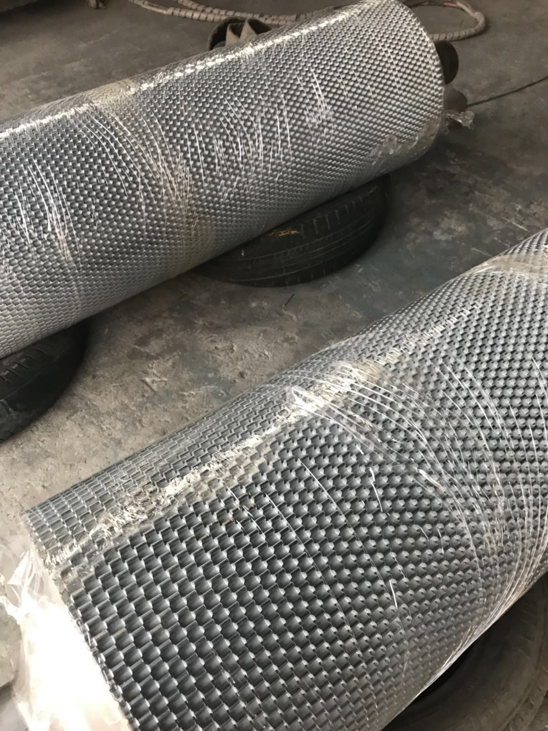 High Safety PVC Coil Car Mat Bonding Machine PVC Powder And Additive Material