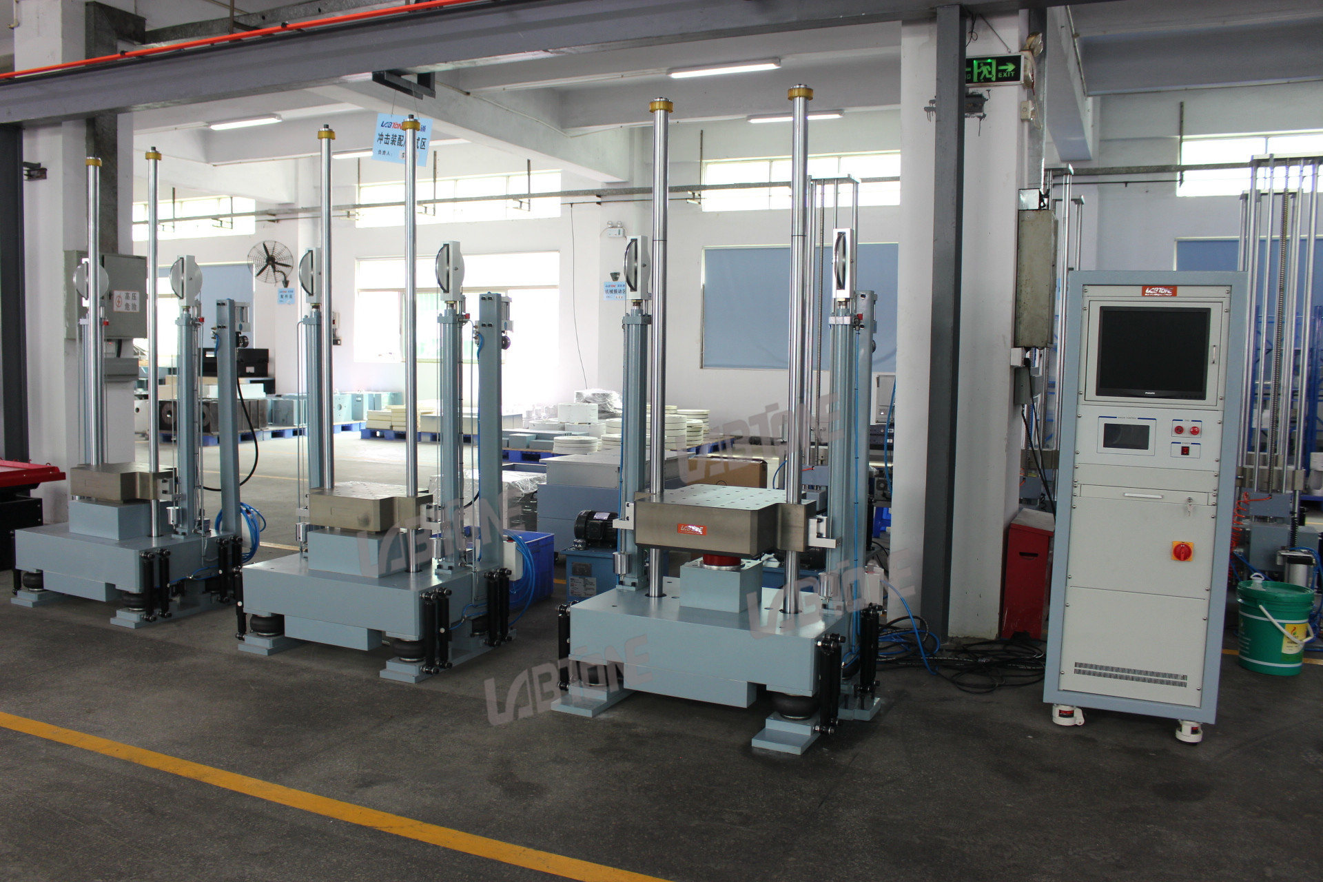 SKT50 Mechanical Shock Test Equipment 50kg Payload Perfoms Half Sine 100g 11ms