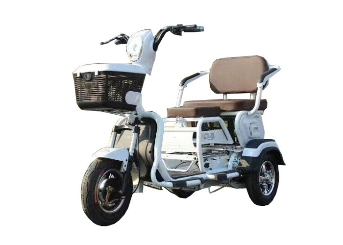 20AH Battery Electric Three Wheel Motorcycle , Cargo Moped White Plastic Body