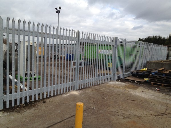 180cm Double Leaf Sliding Gate , 6m Length Galvanised Security Fencing