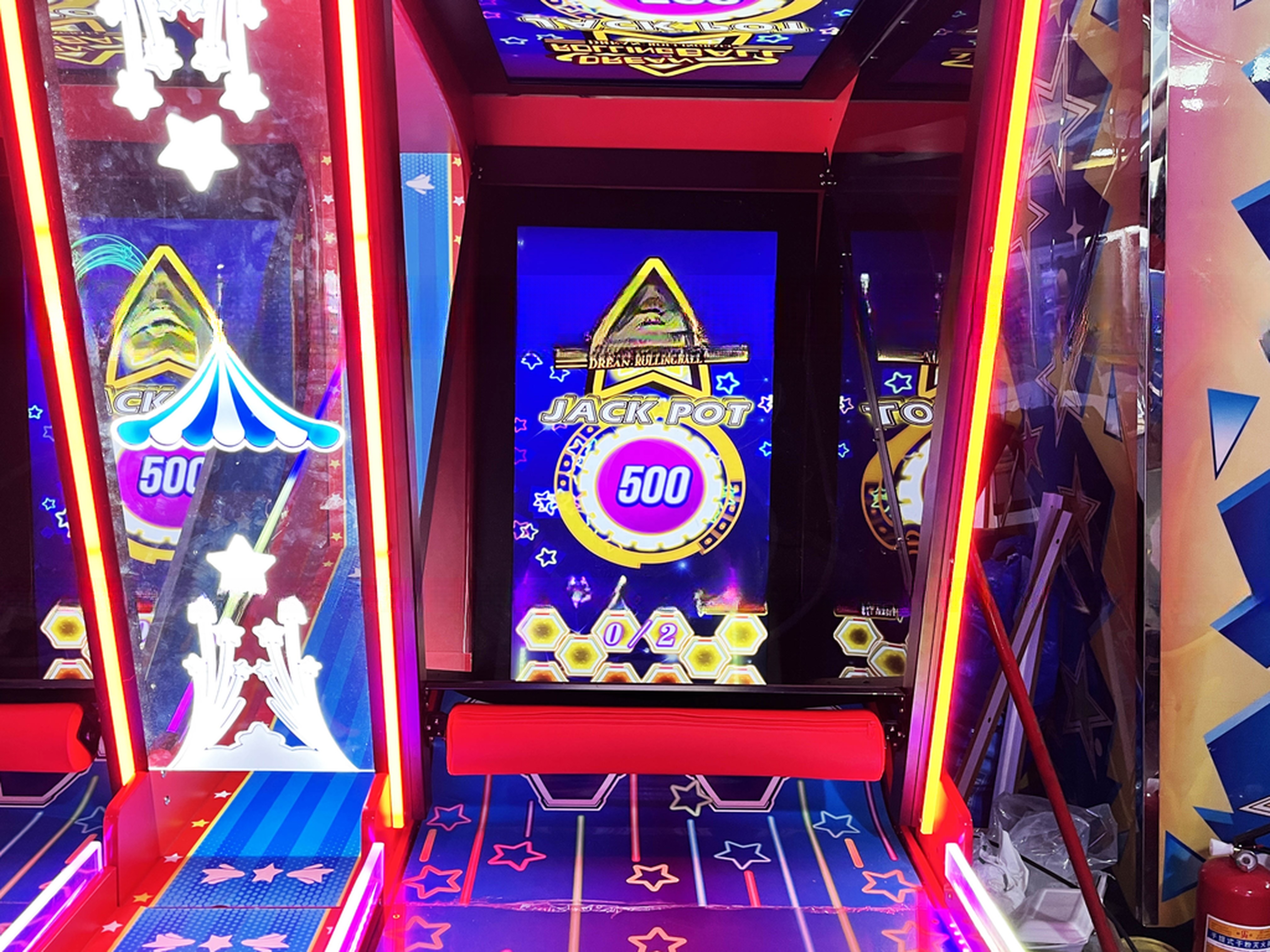 Dreamland original dream crazy rolling ball arcade machine coin operated double players ticket games machine for sale