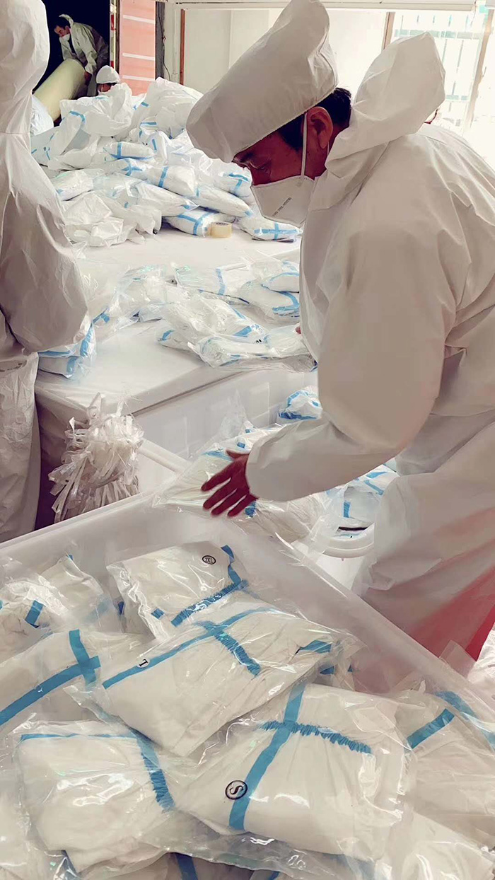 Microporous Safety Disposable Protective Coveralls / Isolation Suit CE FDA Approved