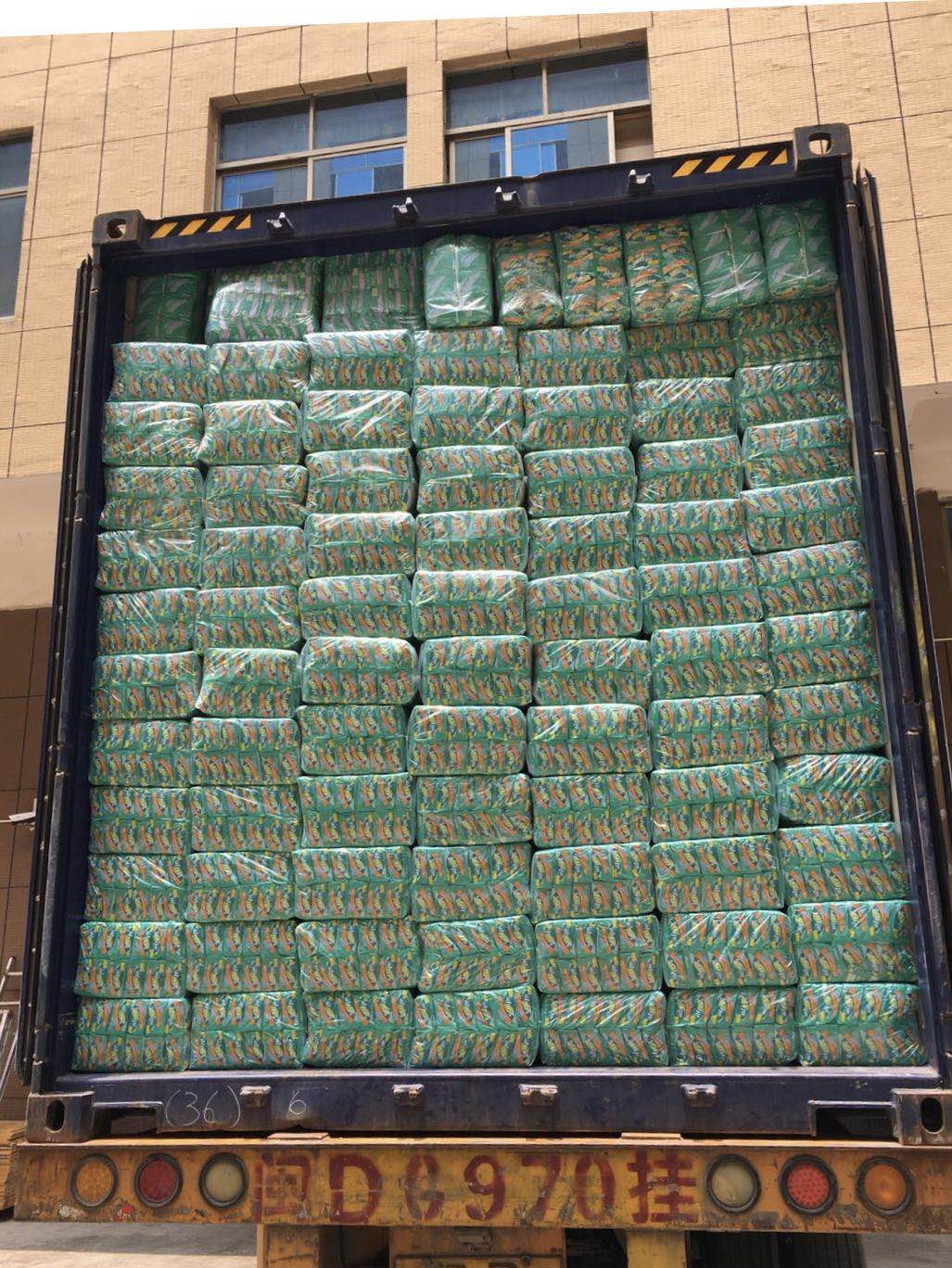 Leading Disposable Sanitary Napkins for Tanzania Market 9g