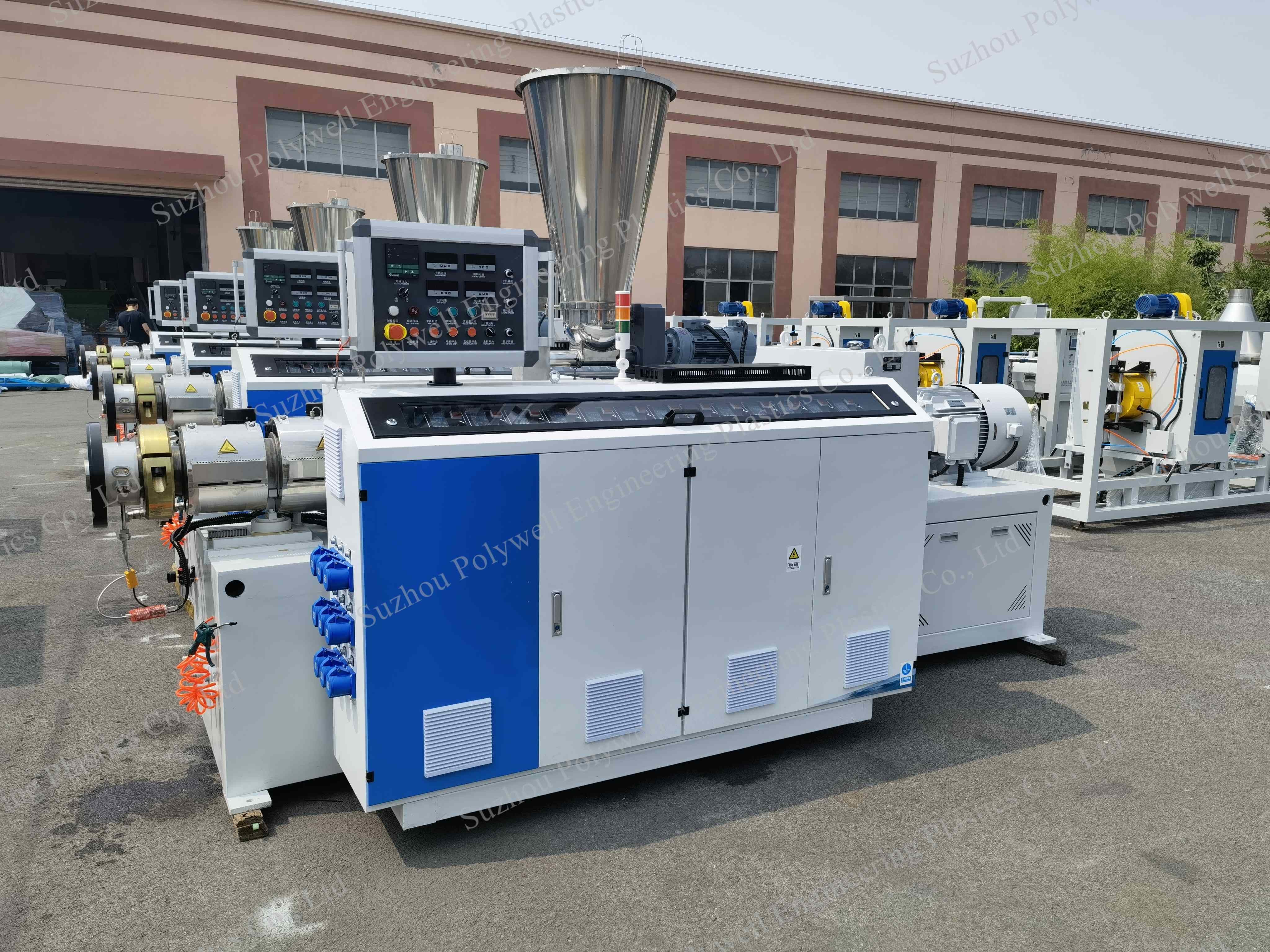Plastic PVC/CPVC/UPVC Water& Electric Conduit Pipe/Tube Extrusion/Extruding Making Production Line Machine