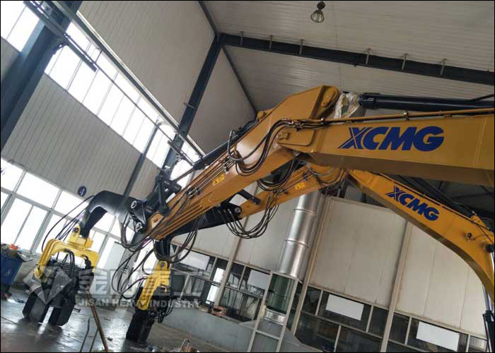 Heavy Duty Hydraulic Vibratory Hammer Customized Clip Mouth For 12 Meter Sheet Pile