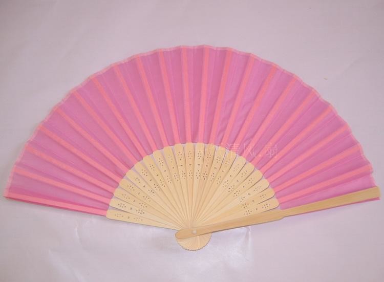 Natural Bamboo Frame Hand Held Wedding Fans Foldable 21cm Silk Printing