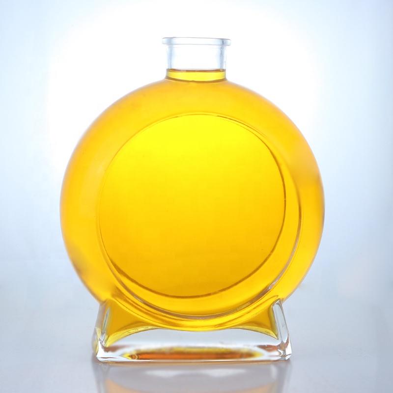 Thick Bottom Cork Sealing Type Empty Glass Bottle for Gin Whisky Rum Tequila Brandy