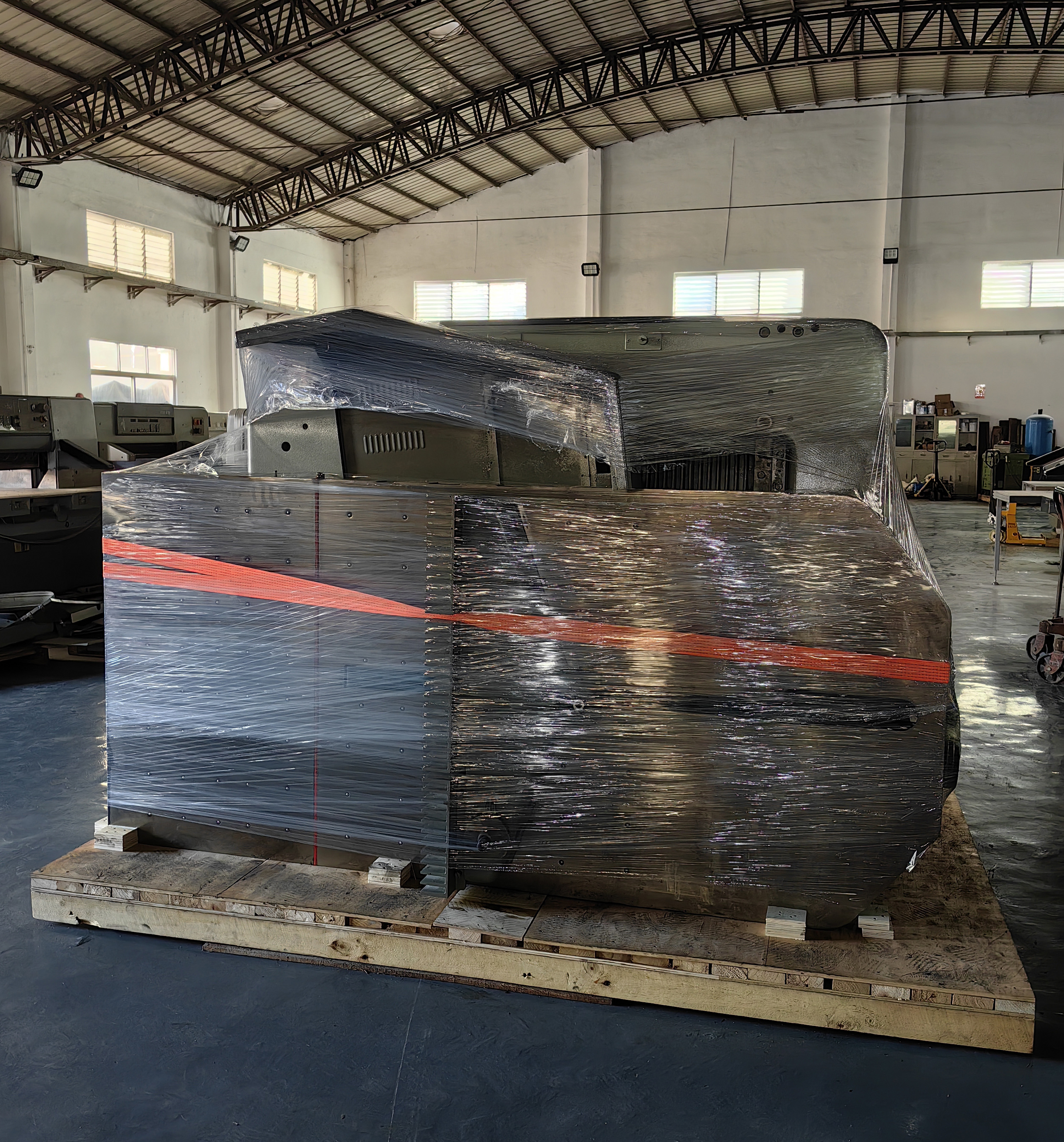 POLAR 1150 Double Hydraulic Heavy Duty Program Control High Speed Paper Cutting Machine