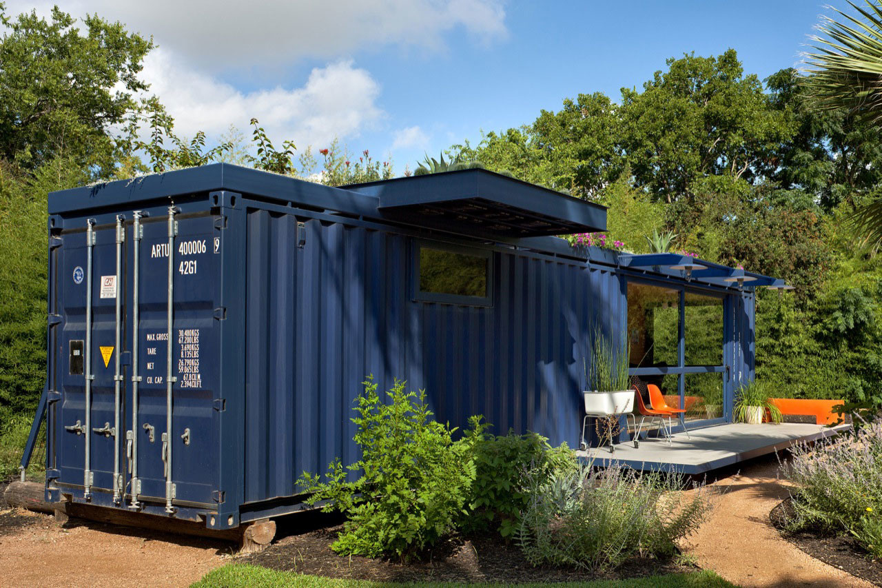 Anti Earthquake Prefab Metal House Kits Customized Steel Structure Frame With Open Balcony