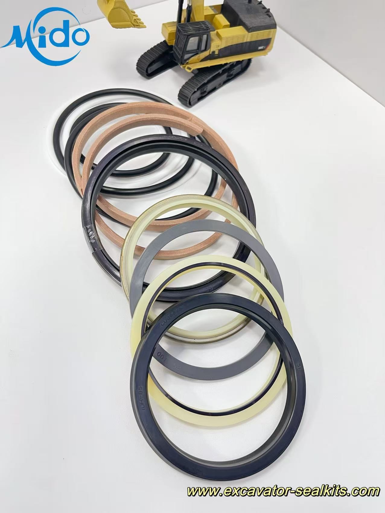 Essential! Bucket Cylinder Seal Kit 707-99-78680 for PC750SE-6/PC800SE-6 Excavators