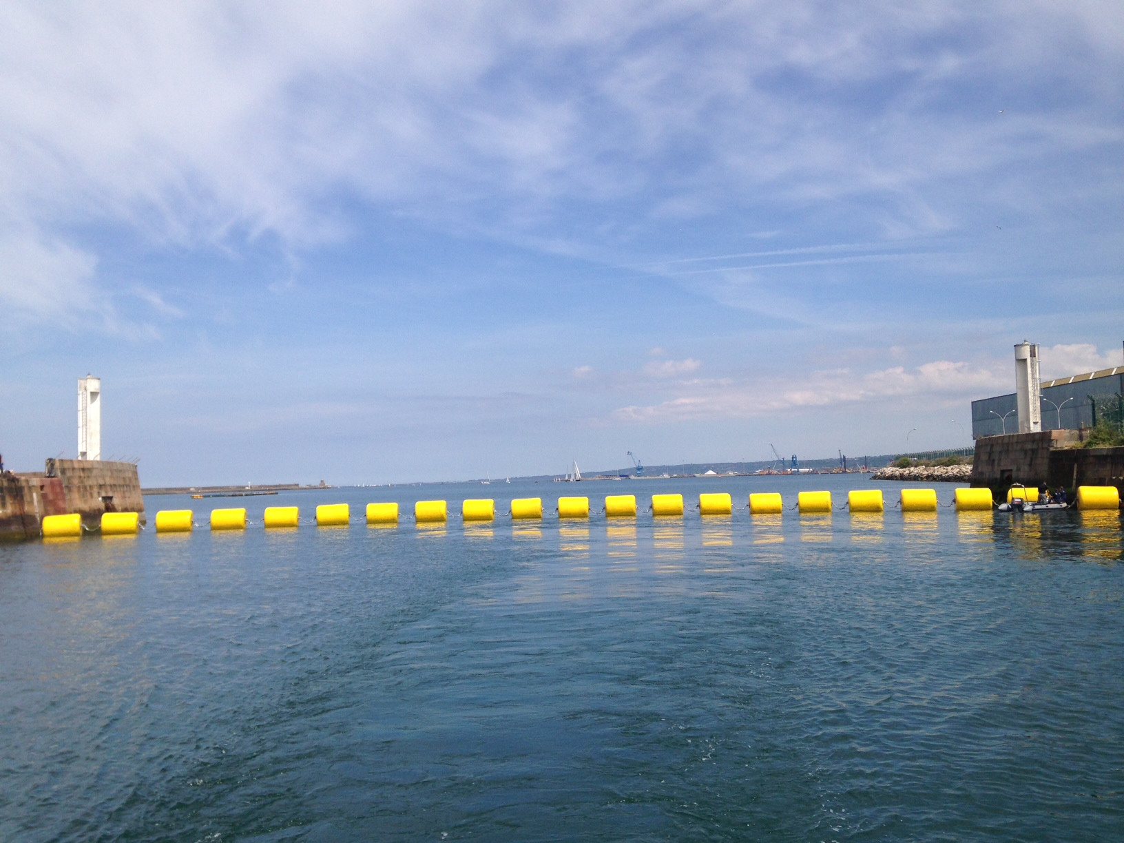 Marine Chain Through Buoy for Towboat Dock Defensev Mooring Buoy