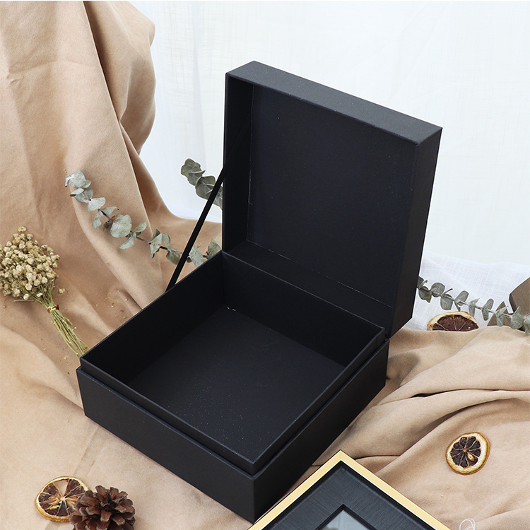 Custom Order Colorful Hard Retail Shipping Recyclable Gift Paper Box with Your Logo